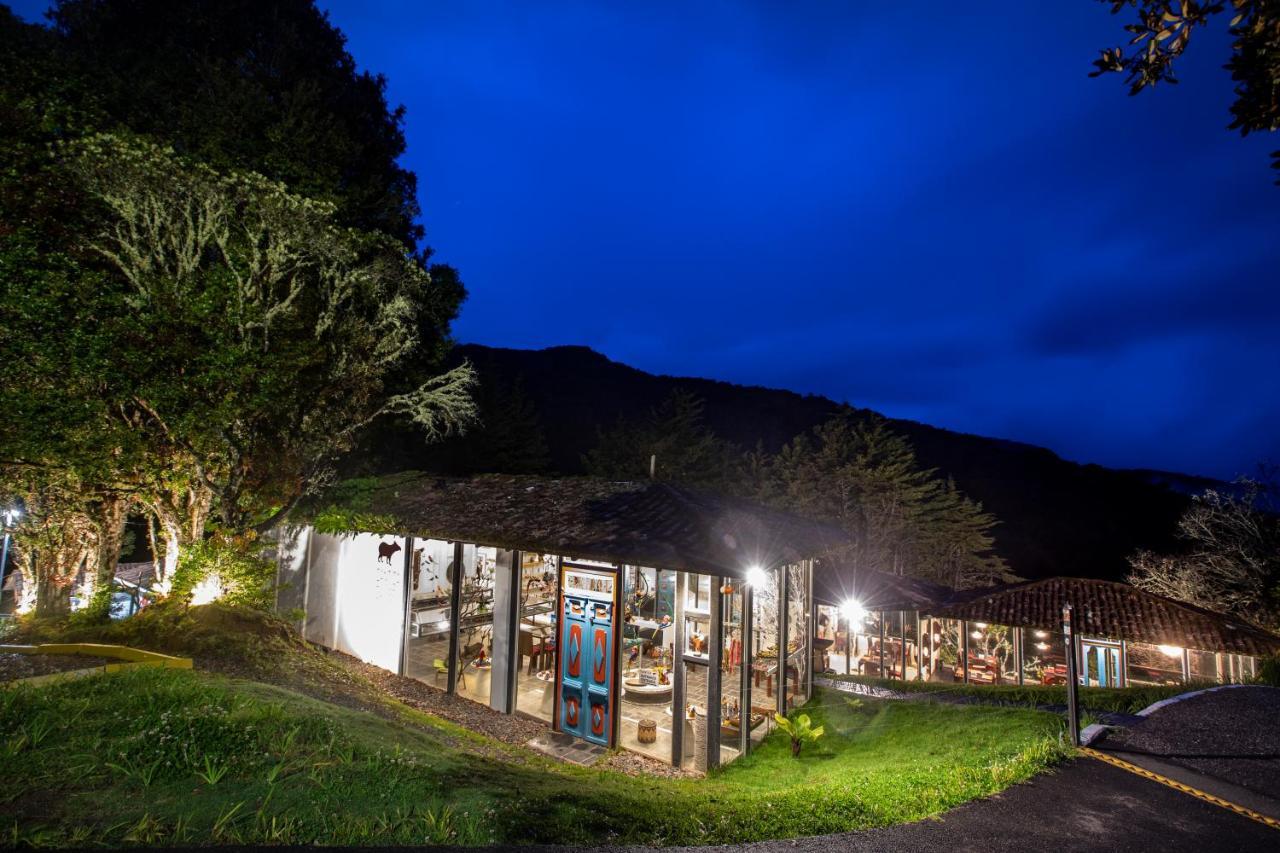 Dantica Cloud Forest Lodge San Gerardo de Dota Exterior foto